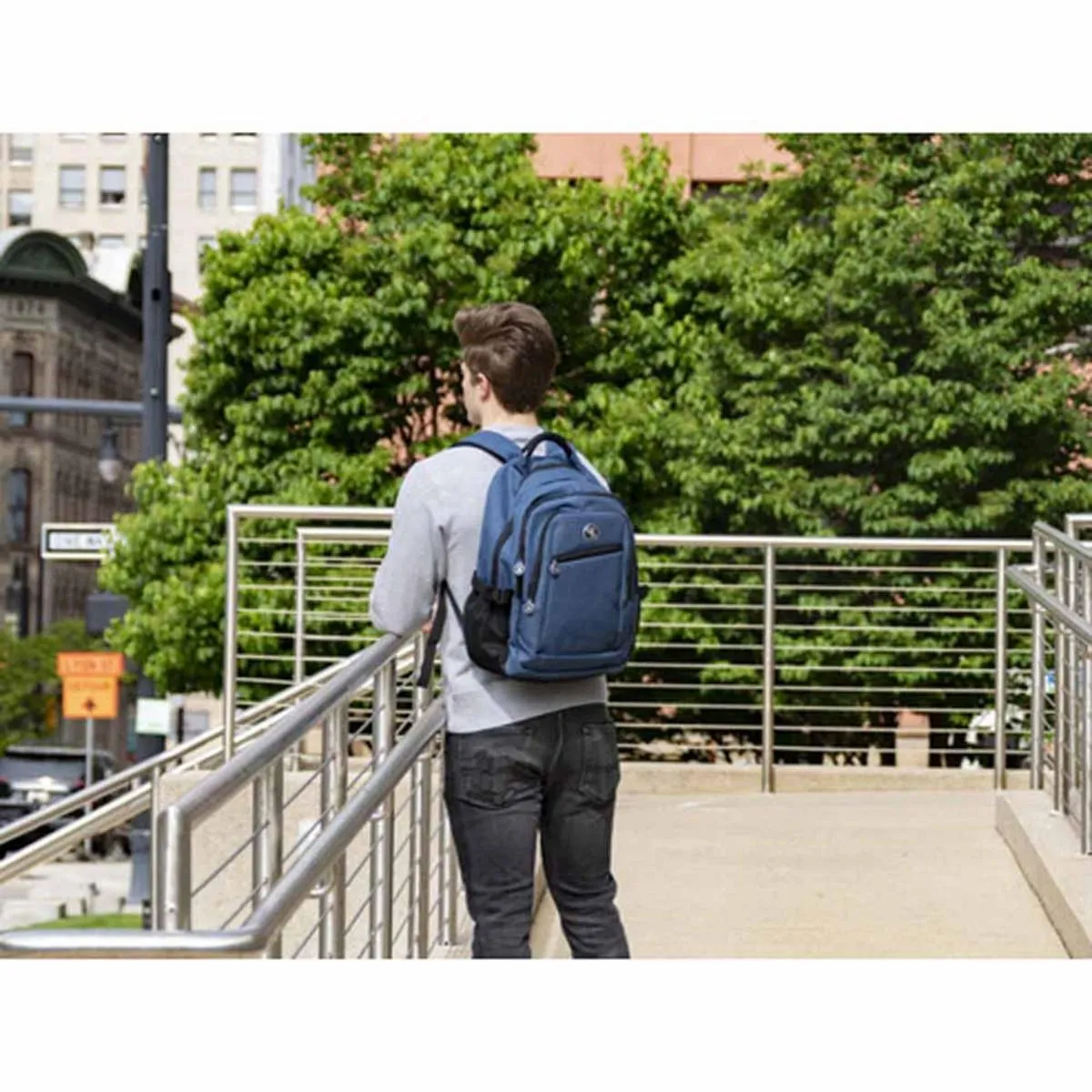 Geckobrands Elevate Backpack - Navy