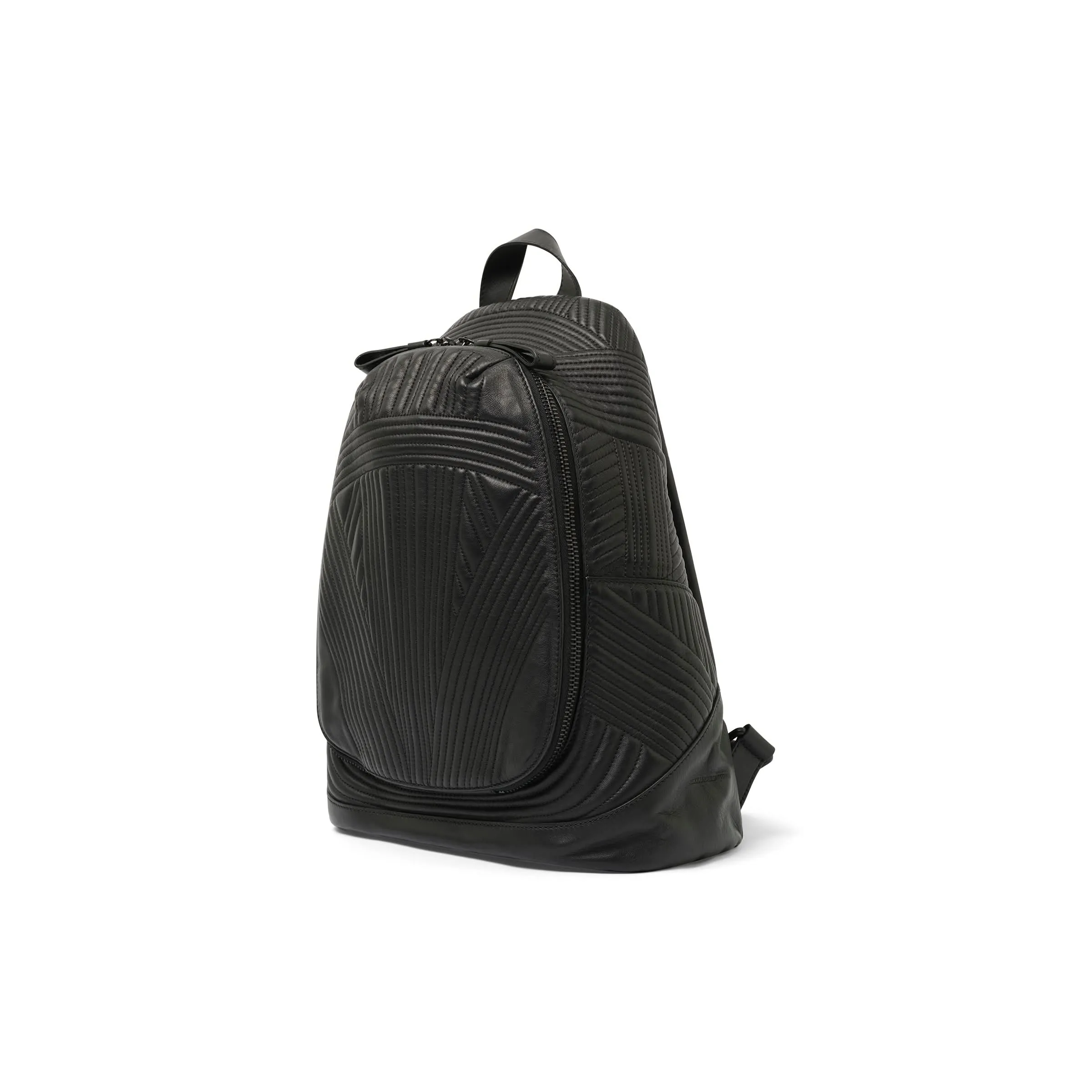 Round Back Pack in Black